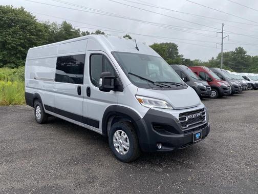 Bright Silver Metallic Clearcoat 2025 RAM ProMaster 3500 High Roof