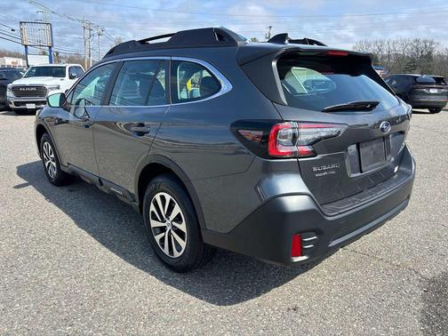 Magnetite Gray Metallic 2021 Subaru Outback Base