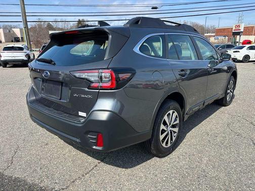 Magnetite Gray Metallic 2021 Subaru Outback Base