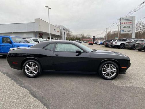 2023 Dodge Challenger SXT