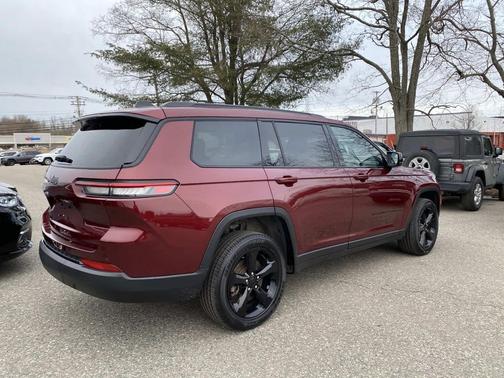 2025 Jeep Grand Cherokee L Altitude