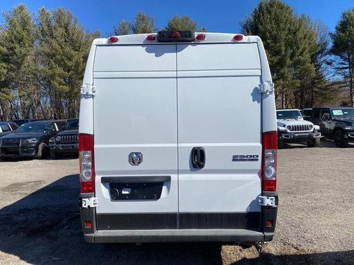 2025 RAM ProMaster 2500 Tradesman