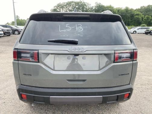 Sting-Gray Clearcoat 2026 Jeep Cherokee Limited