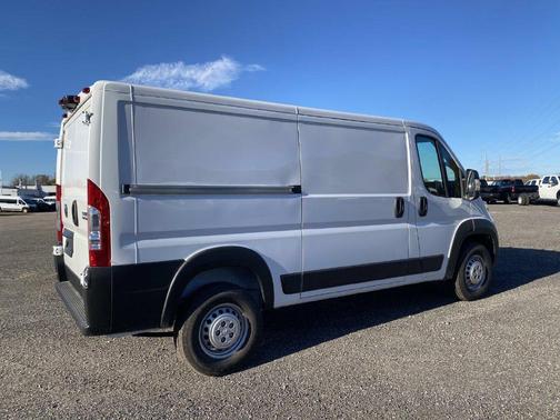 Bright White Clearcoat 2027 RAM ProMaster 1500 Low Roof