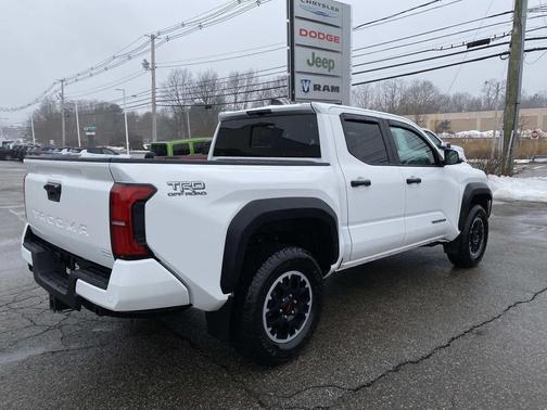 2024 Toyota Tacoma TRD Off Road