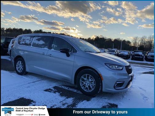 2026 Chrysler Pacifica L
