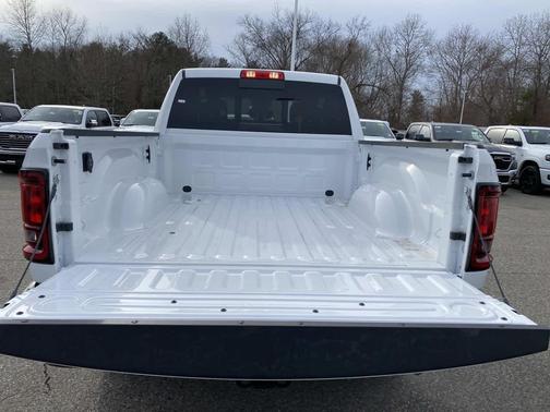 2026 RAM 2500 Tradesman Crew Cab 4x4 6'4' Box