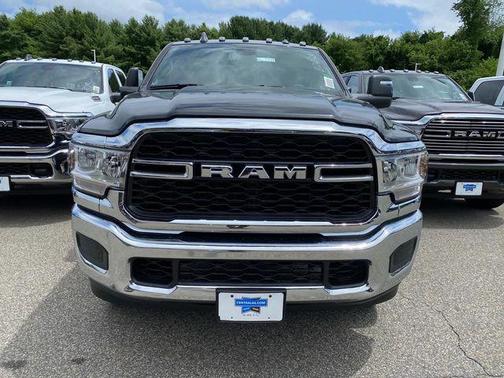 2024 RAM 2500 Tradesman Regular Cab 4x4 8' Box