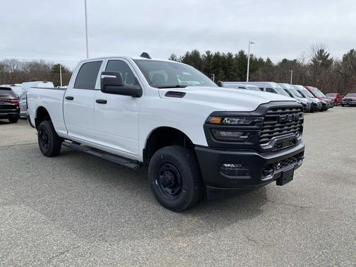 2026 RAM 2500 Tradesman Crew Cab 4x4 6'4' Box