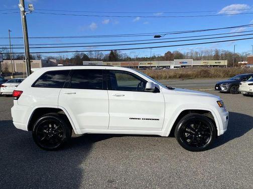 2021 Jeep Grand Cherokee Laredo