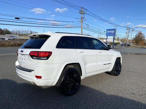 2021 Jeep Grand Cherokee Laredo