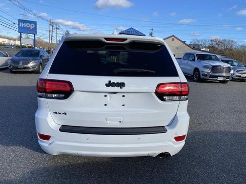 2021 Jeep Grand Cherokee Laredo