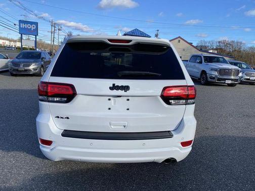 2021 Jeep Grand Cherokee Laredo