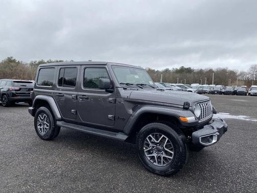 2026 Jeep Wrangler 4-Door Sahara 4x4