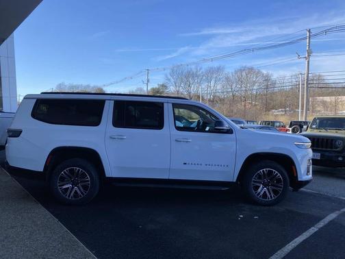 2026 Jeep Grand Wagoneer L 4x4