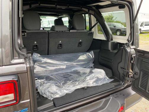 2025 Jeep Wrangler 4xe Sport S