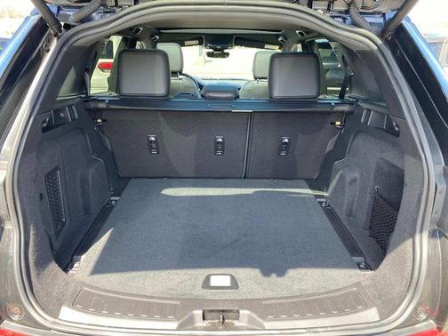 2023 Land Rover Discovery Sport SE