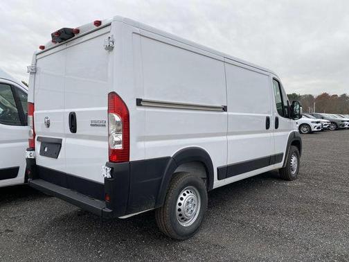 2026 RAM ProMaster 1500 Low Roof