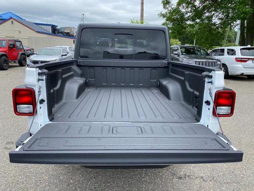 2025 Jeep Gladiator Sport S