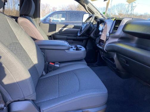 2026 RAM 2500 Tradesman Regular Cab 4x4 8' Box