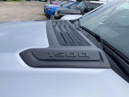 Silver Zynith 2026 RAM 1500 Laramie