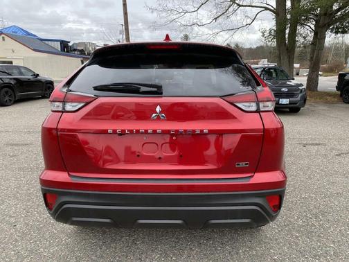 2024 Mitsubishi Eclipse Cross LE