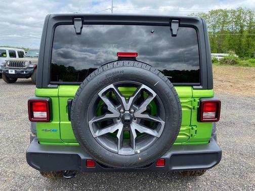 2025 Jeep Wrangler 4xe Sport S