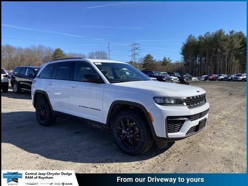 Bright White Clearcoat 2026 Jeep Grand Cherokee Altitude