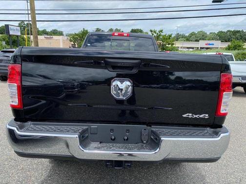 2024 RAM 2500 Tradesman Regular Cab 4x4 8' Box