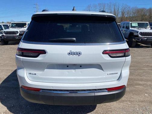 2025 Jeep Grand Cherokee L Laredo