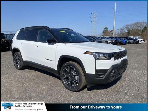 Bright White Clearcoat 2026 Jeep Cherokee Overland