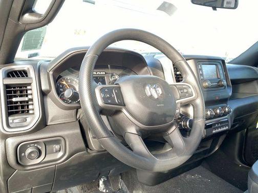 2024 RAM 2500 Tradesman Regular Cab 4x4 8' Box