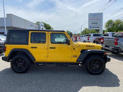 2020 Jeep Wrangler Unlimited Willys 4X4