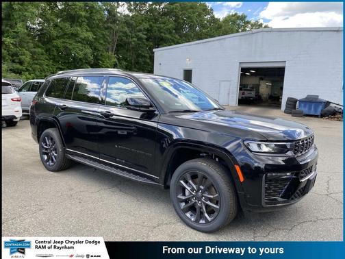Diamond Black Crystal Pearlcoat 2026 Jeep Grand Cherokee L Limited
