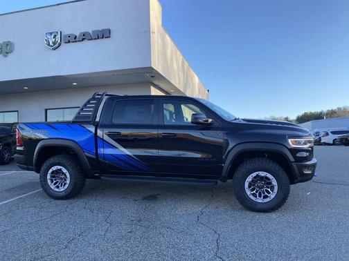 2025 RAM 1500 RHO Crew Cab 4x4 5'7' Box