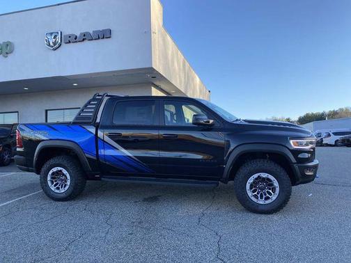 2025 RAM 1500 RHO Crew Cab 4x4 5'7' Box