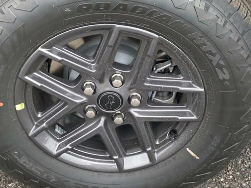 Granite Crystal Metallic Clearcoat 2026 Jeep Wrangler Sport S
