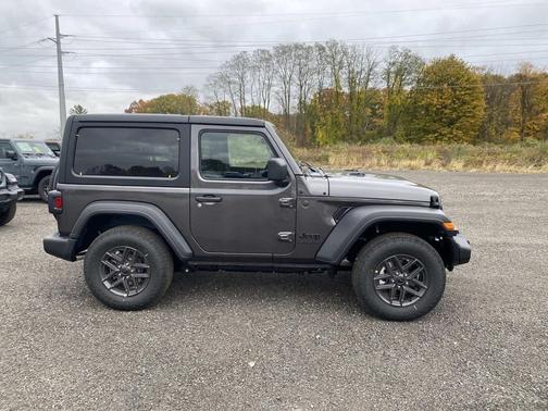 Granite Crystal Metallic Clearcoat 2026 Jeep Wrangler Sport S