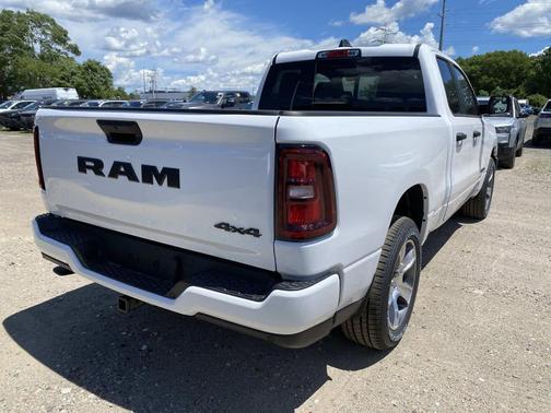 Bright White Clearcoat 2026 RAM 1500 Express