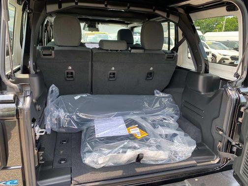 2025 Jeep Wrangler 4xe Sport S