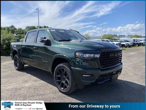 Serrano Green Metallic 2026 RAM 1500 Laramie