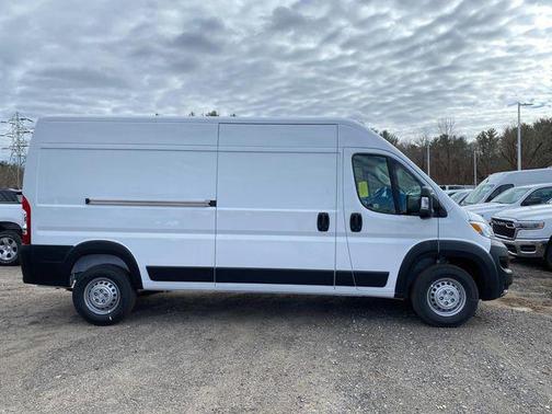 2025 RAM ProMaster 2500 Tradesman