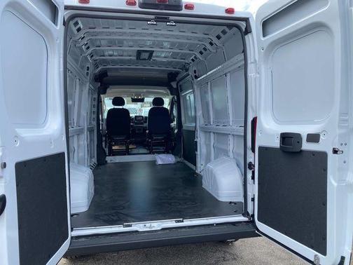 2025 RAM ProMaster 2500 Tradesman