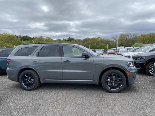 DB Black Clearcoat 2026 Dodge Durango GT Plus