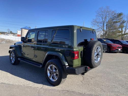 2022 Jeep Wrangler Unlimited Sahara