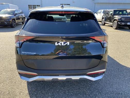 2024 Kia Sportage LX