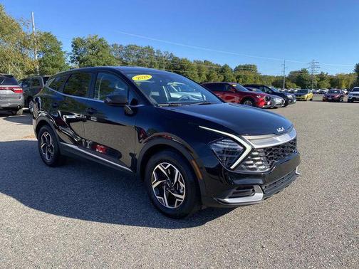 2024 Kia Sportage LX