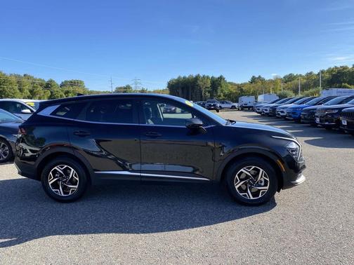 2024 Kia Sportage LX