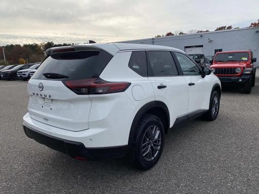 2024 Nissan Rogue S