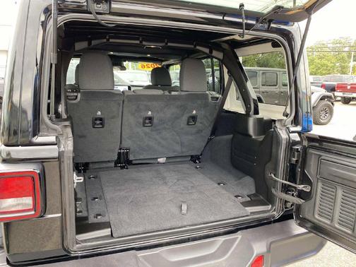 Black Clearcoat 2026 Jeep Wrangler Willys
